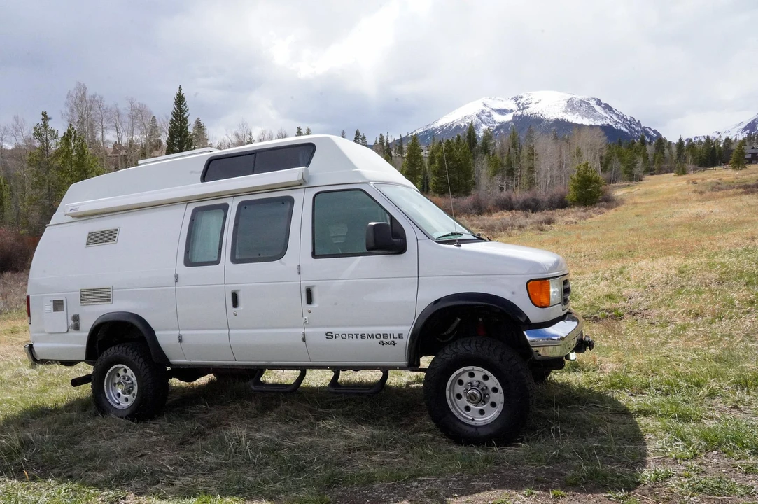 2005 Ford Econoline Van - Image 13 of 31