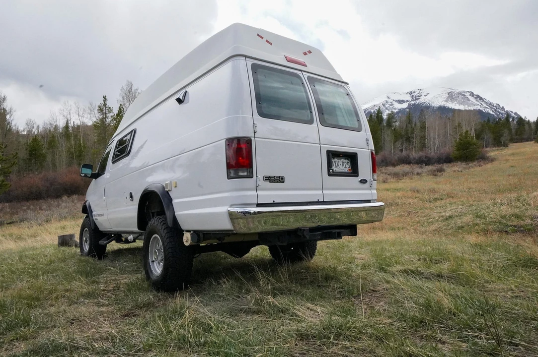 2005 Ford Econoline Van - Image 8 of 31