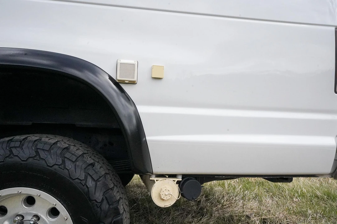 2005 Ford Econoline Van - Image 26 of 31