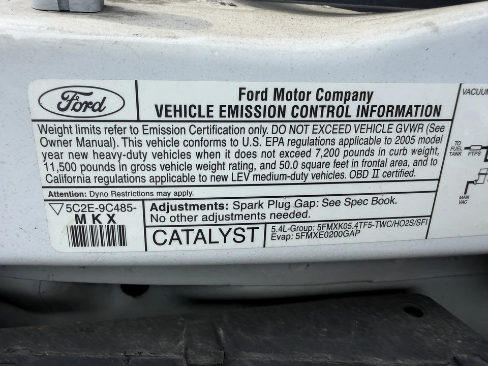 2005 Ford Econoline Van - Image 11 of 21