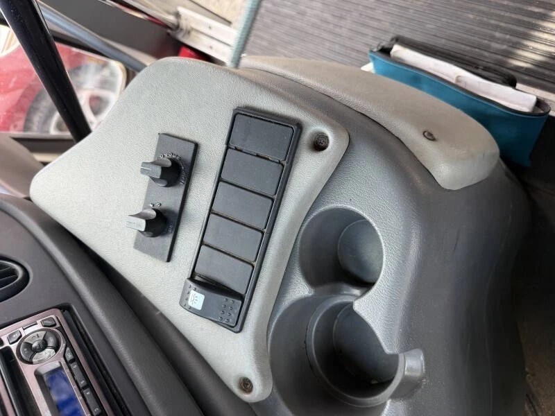 2005 Ford Econoline Van - Image 5 of 21