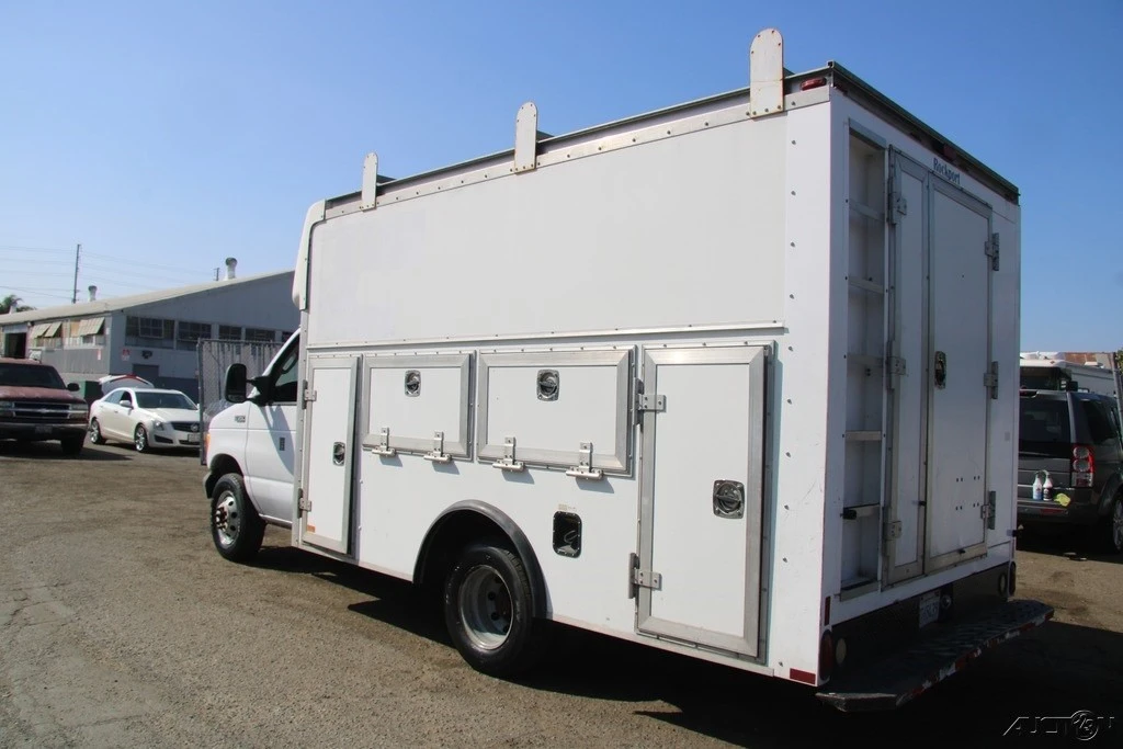 2005 Ford Econoline Van - Image 5 of 21