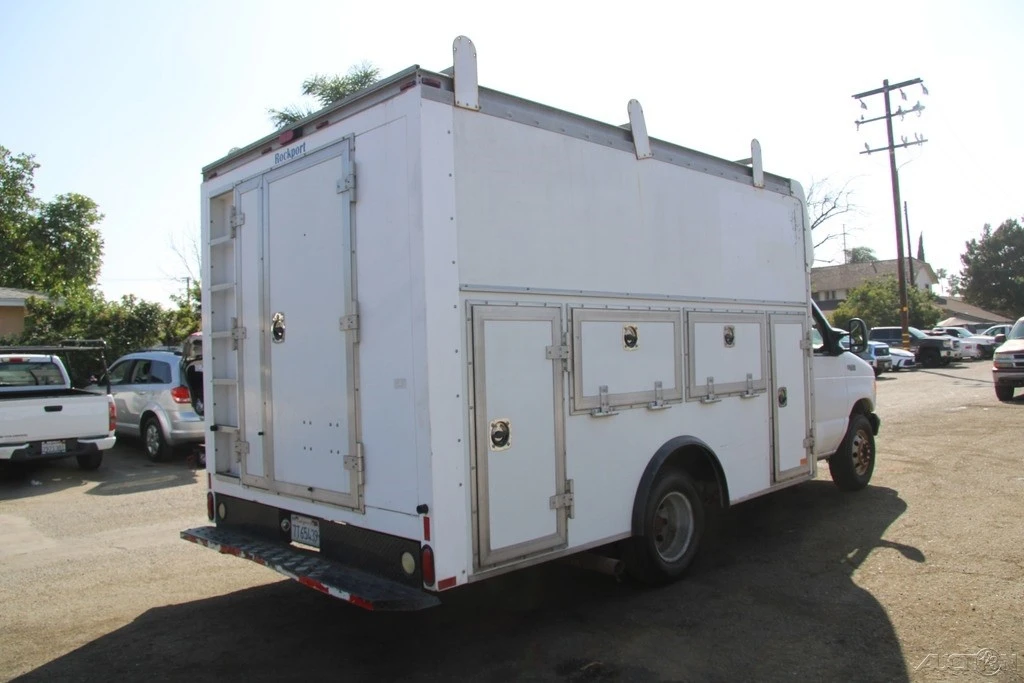 2005 Ford Econoline Van - Image 7 of 21