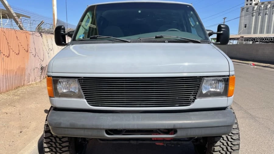 2005 Ford Econoline Van - Image 6 of 18