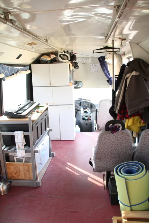 2005 Ford Econoline Van - Image 8 of 10