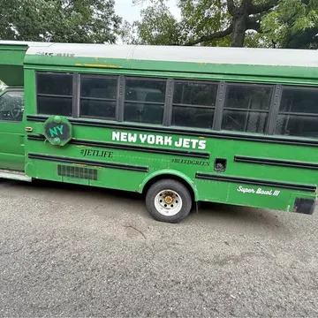 2005 Ford E450 Super Duty Cutaway