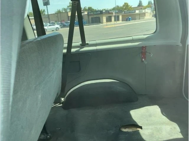2005 Ford Econoline Van - Image 8 of 14