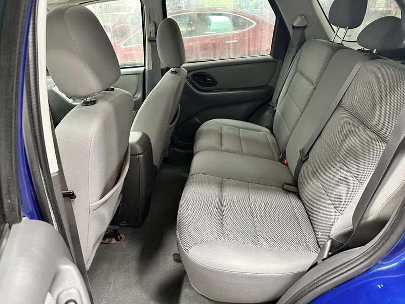2005 Ford Escape - Image 12 of 21