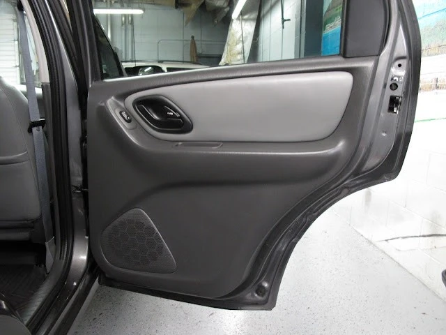 2005 Ford Escape - Image 21 of 21