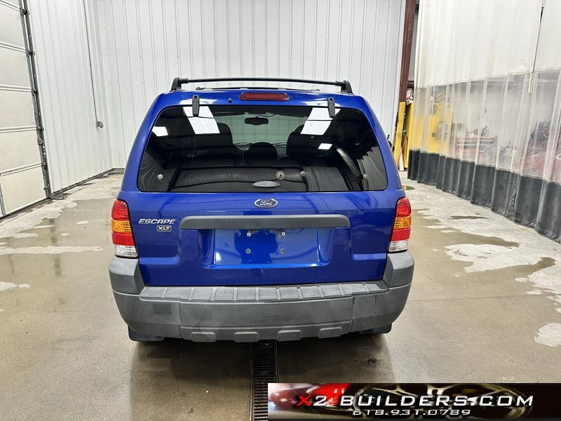 2005 Ford Escape - Image 5 of 12