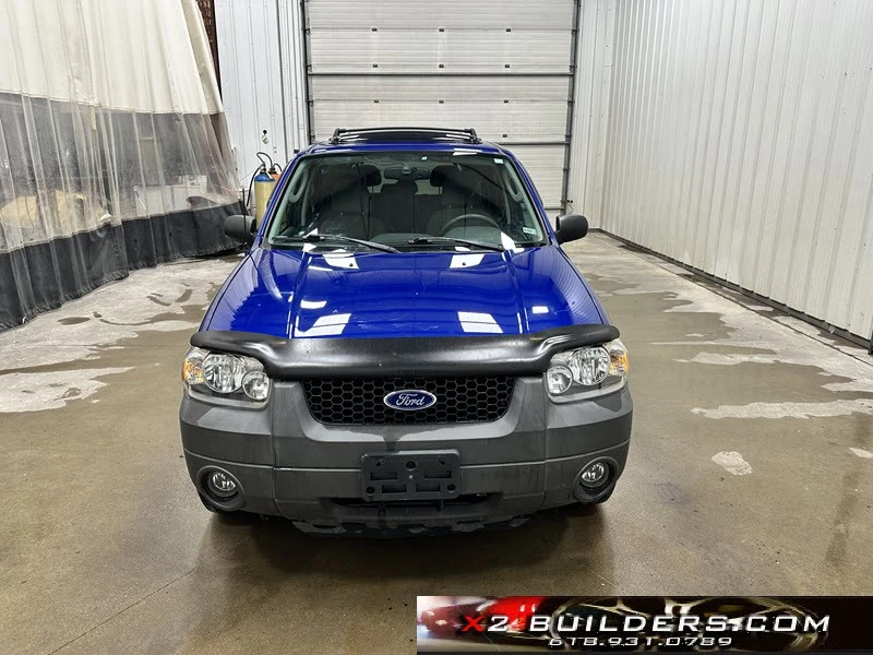 2005 Ford Escape - Image 2 of 12