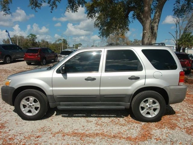2005 Ford Escape - Image 8 of 21