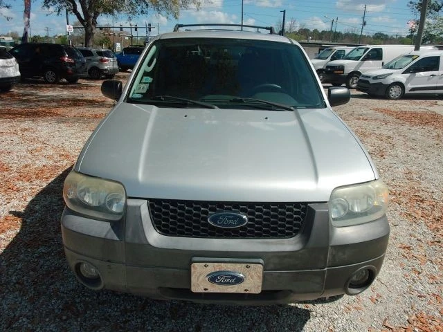 2005 Ford Escape - Image 2 of 21