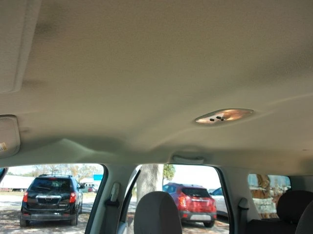2005 Ford Escape - Image 14 of 21