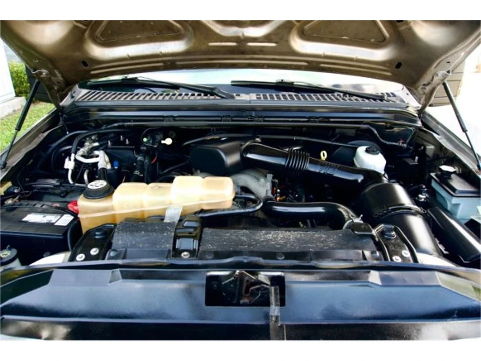 2005 Ford Excursion - Image 3 of 29