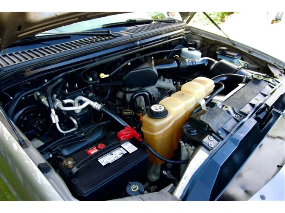 2005 Ford Excursion - Image 4 of 29