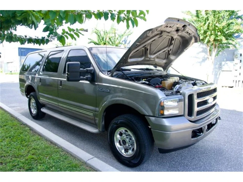 2005 Ford Excursion - Image 5 of 29