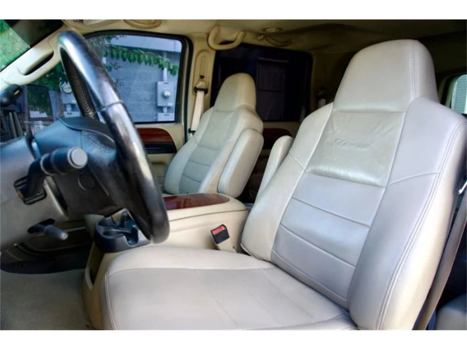 2005 Ford Excursion - Image 29 of 29