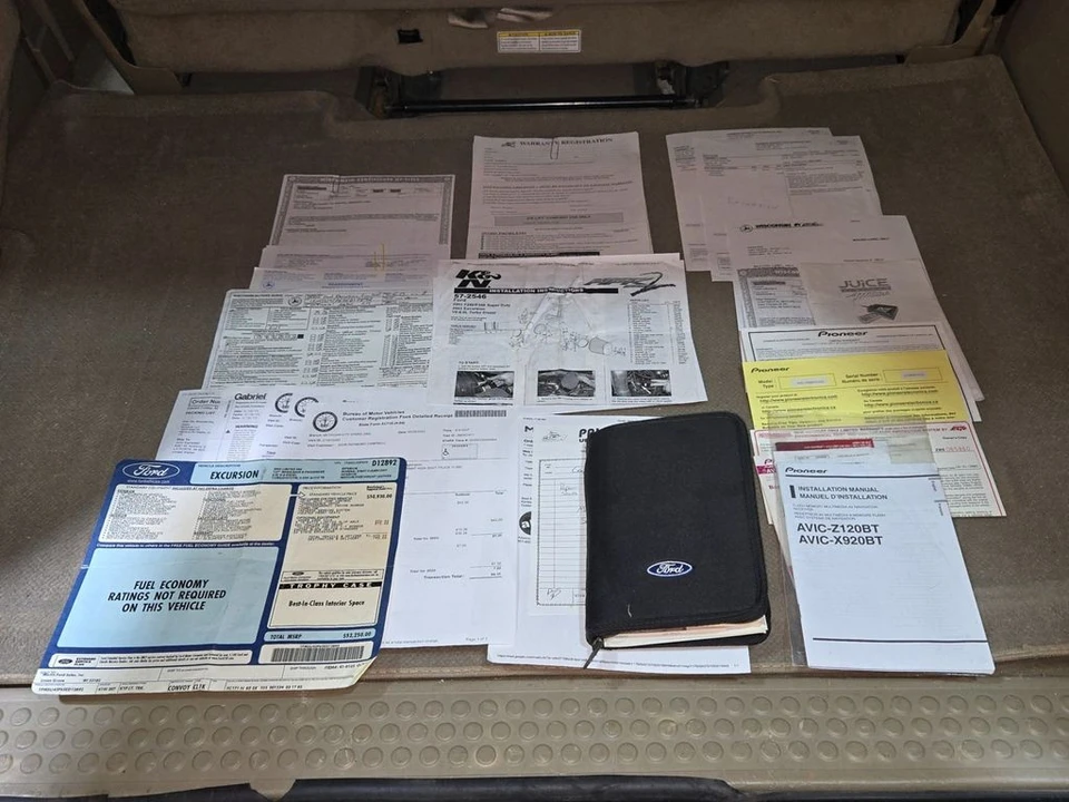 2005 Ford Excursion - Image 8 of 12