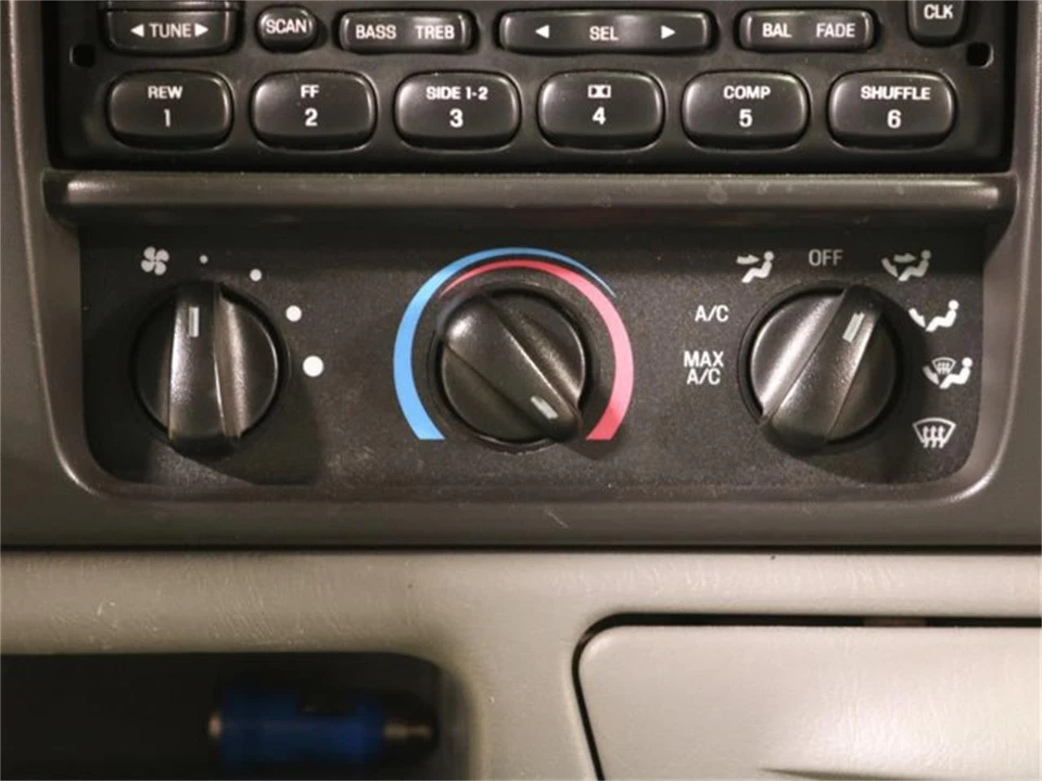 2005 Ford Excursion - Image 13 of 31