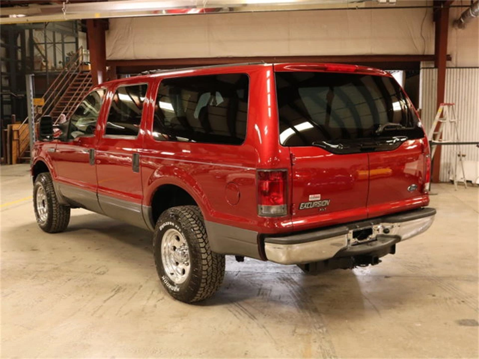 2005 Ford Excursion - Image 5 of 31