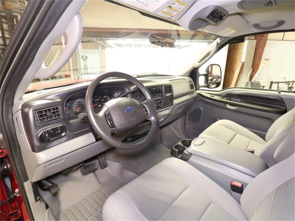2005 Ford Excursion - Image 9 of 31