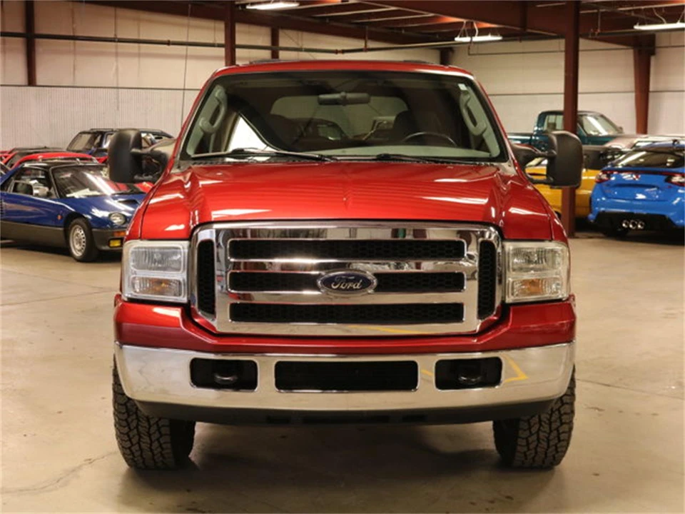 2005 Ford Excursion - Image 3 of 31