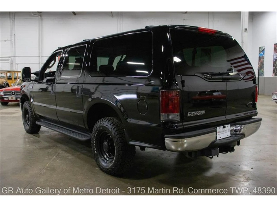 2005 Ford Excursion - Image 4 of 31