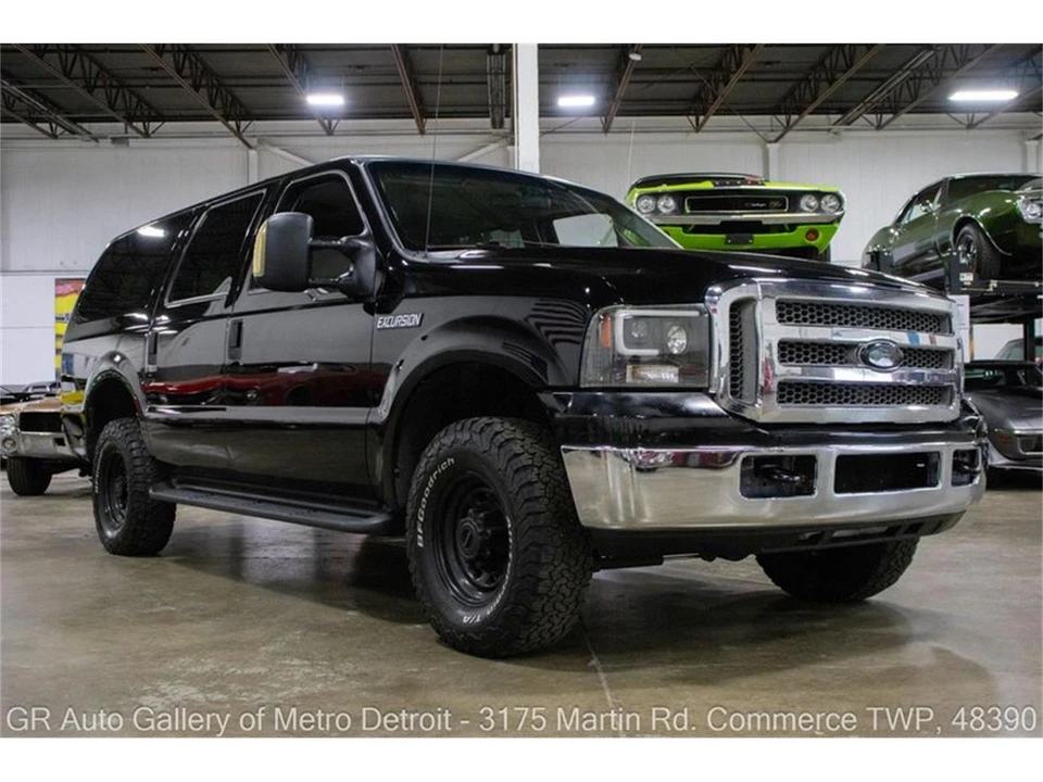 2005 Ford Excursion - Image 10 of 31
