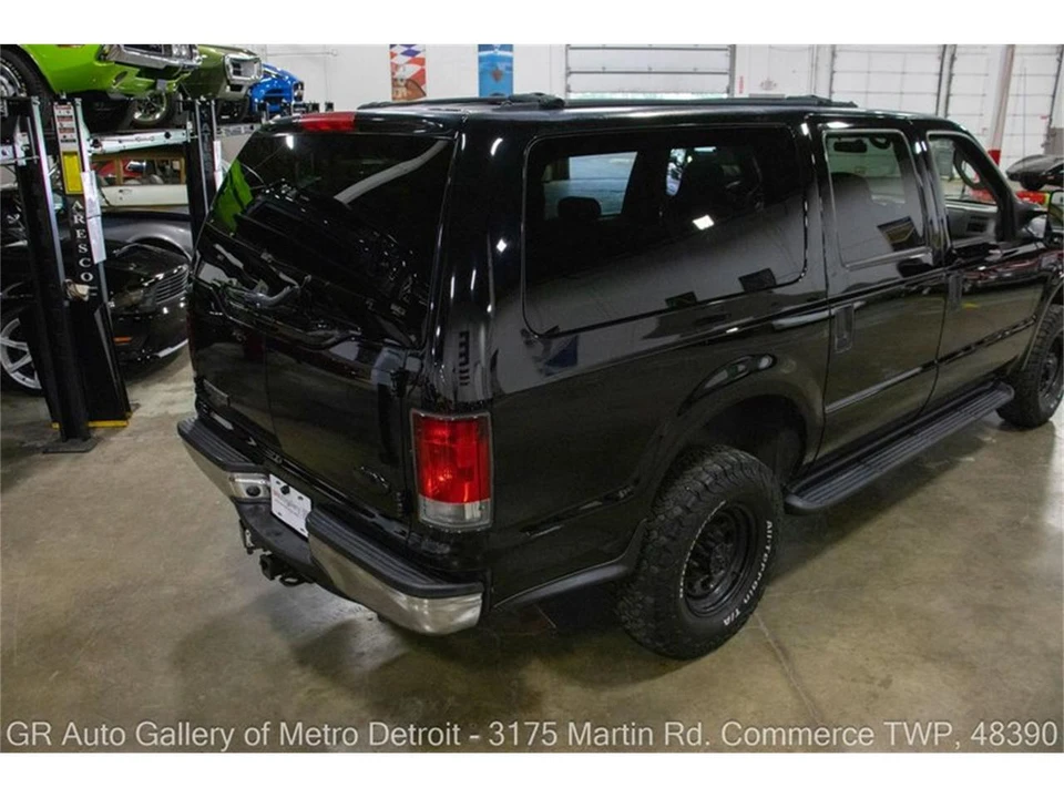 2005 Ford Excursion - Image 15 of 31