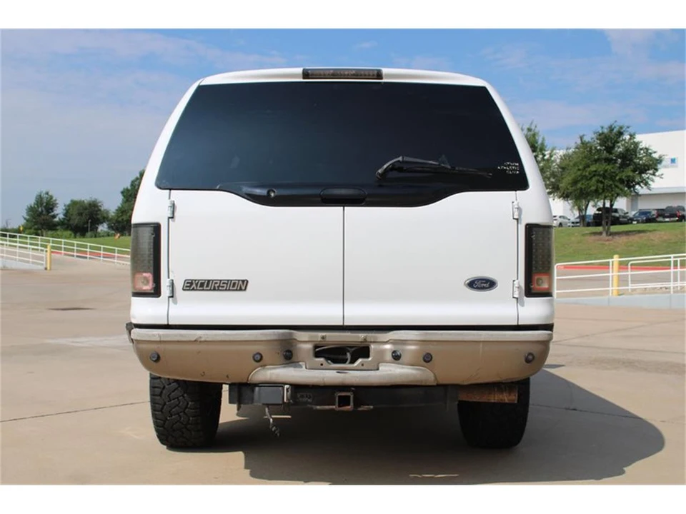 2005 Ford Excursion - Image 12 of 31