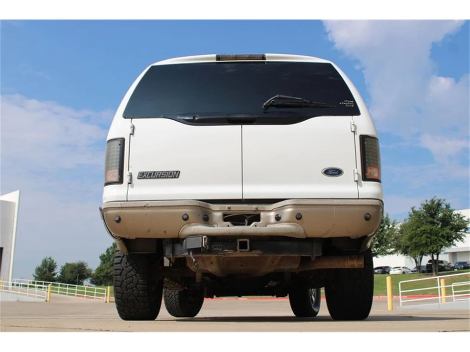 2005 Ford Excursion - Image 13 of 31