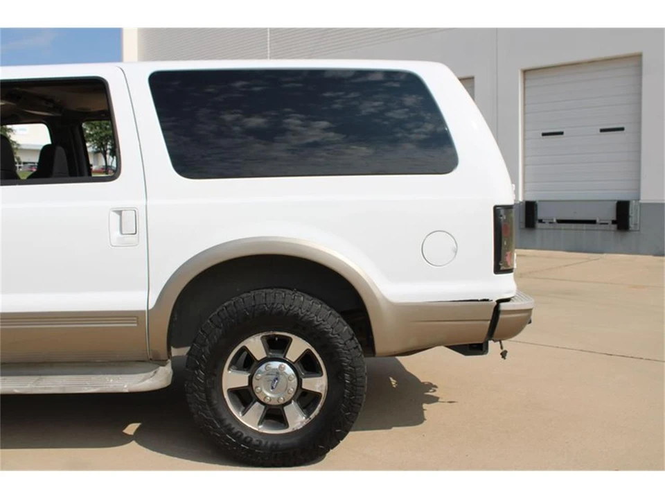 2005 Ford Excursion - Image 29 of 31