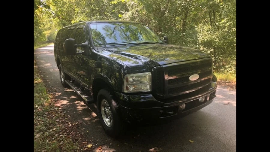 2005 Ford Excursion - Image 8 of 8