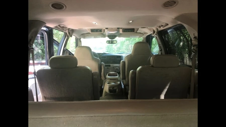 2005 Ford Excursion - Image 6 of 8
