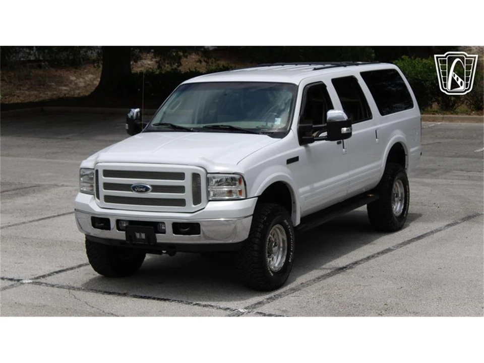 2005 Ford Excursion - Image 4 of 31