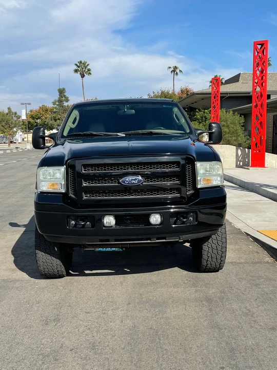 2005 Ford Excursion - Image 14 of 20