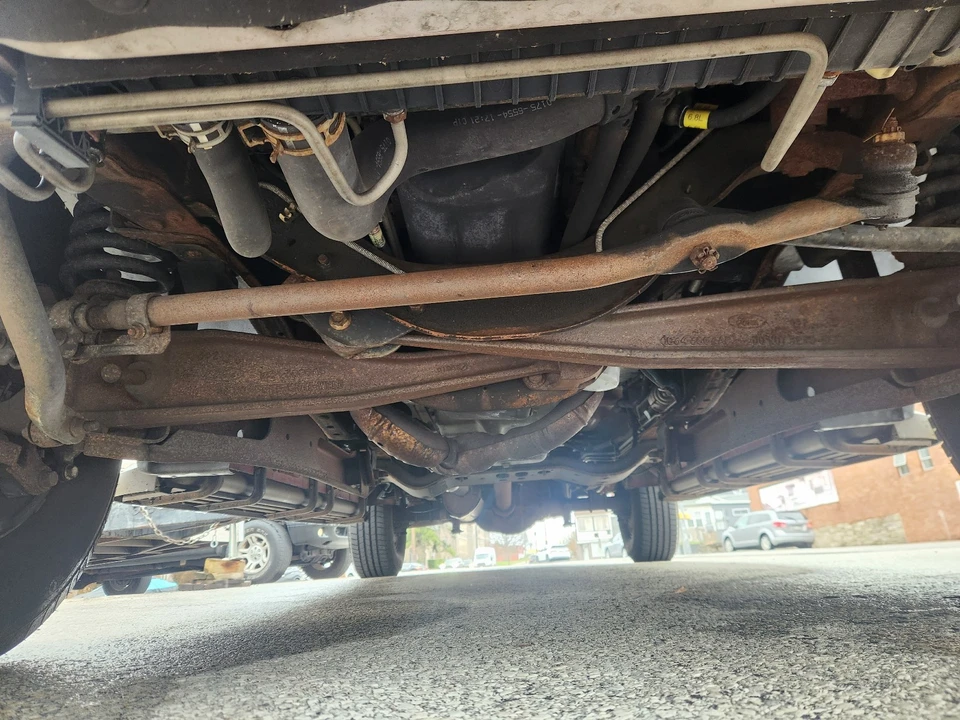 2005 Ford Excursion - Image 13 of 14
