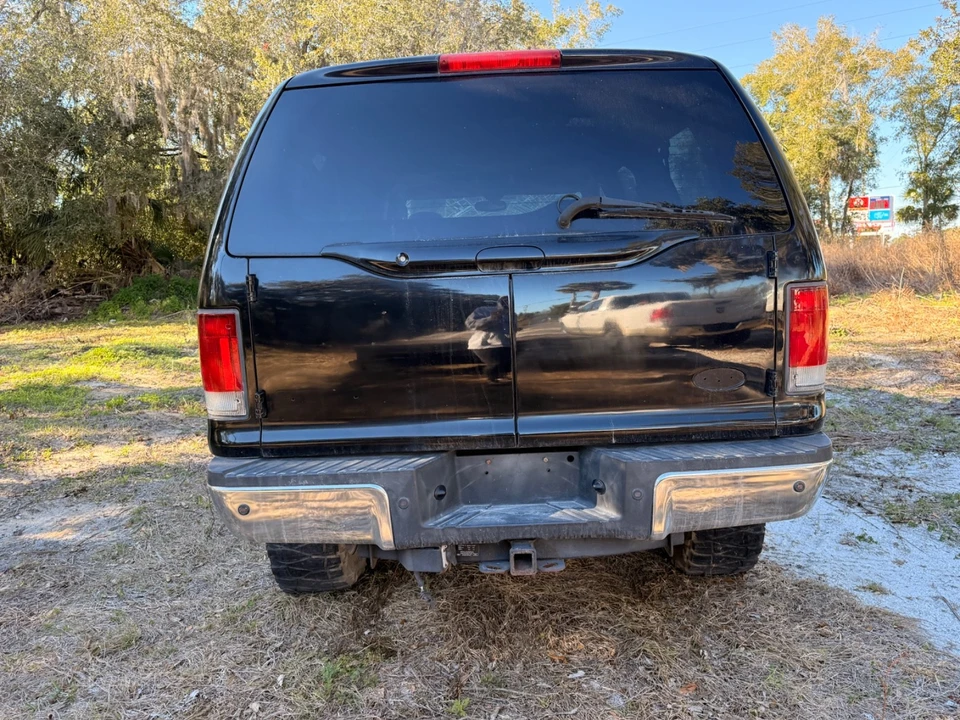 2005 Ford Excursion - Image 4 of 21