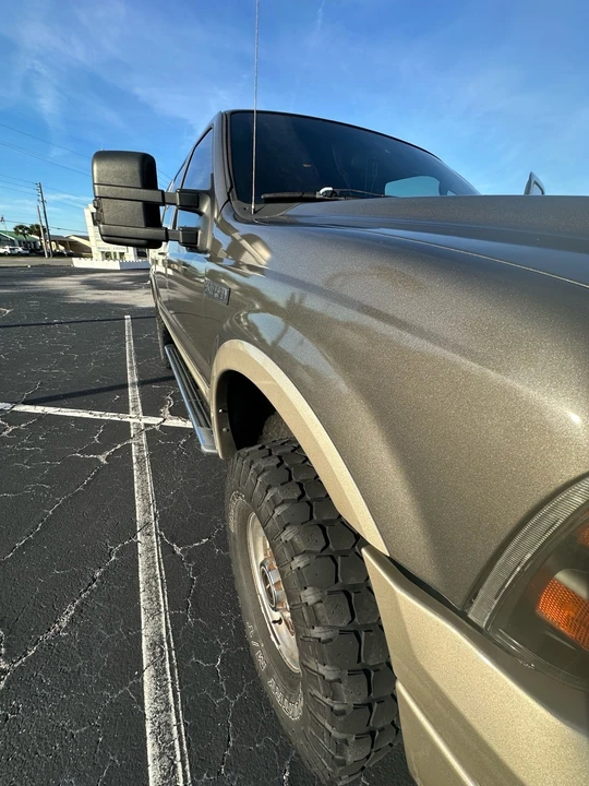 2005 Ford Excursion - Image 12 of 21