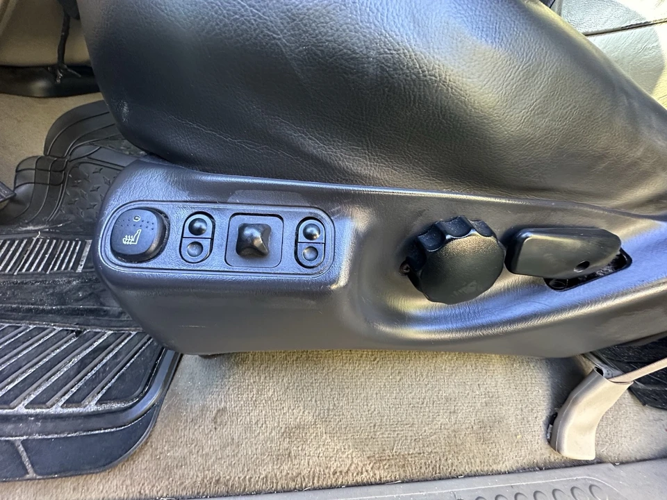 2005 Ford Excursion - Image 14 of 21