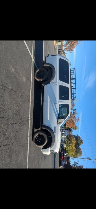 2005 Ford Excursion - Image 4 of 23