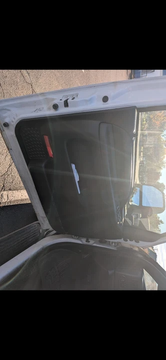 2005 Ford Excursion - Image 14 of 23
