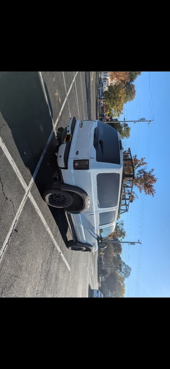 2005 Ford Excursion - Image 5 of 23