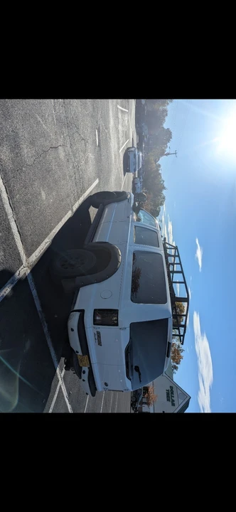 2005 Ford Excursion - Image 8 of 23