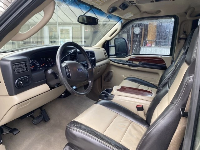 2005 Ford Excursion - Image 14 of 21
