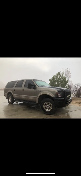 2005 Ford Excursion - Image 5 of 13