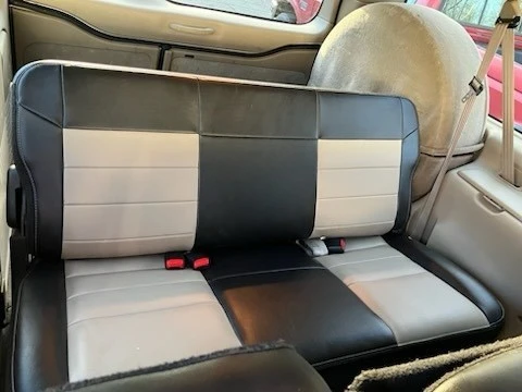 2005 Ford Excursion - Image 10 of 12