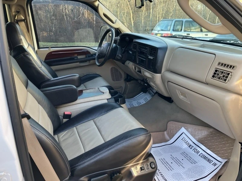 2005 Ford Excursion - Image 7 of 12