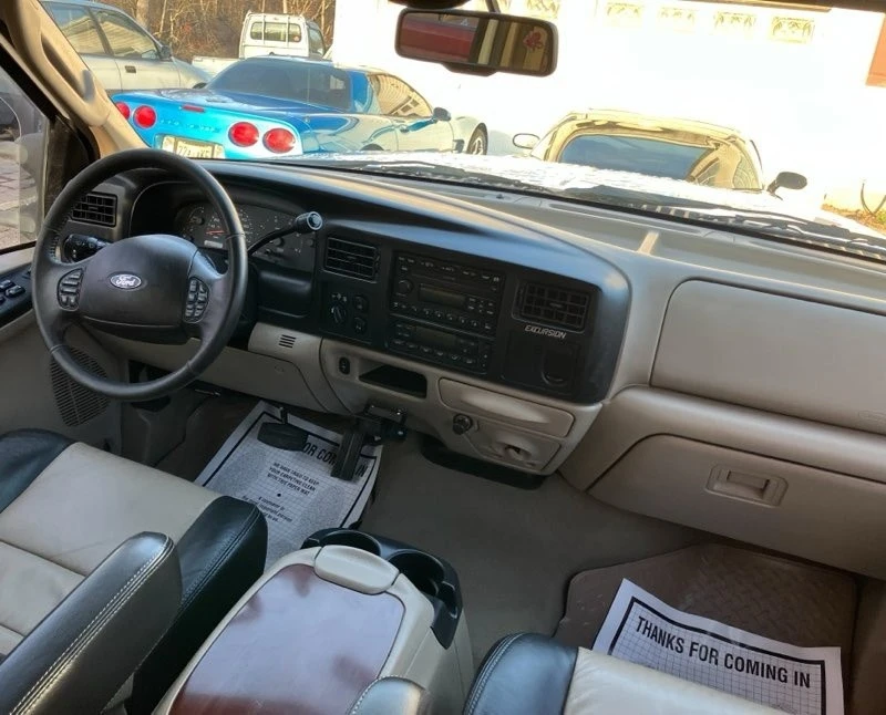2005 Ford Excursion - Image 8 of 12